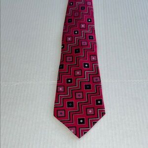 Bijoux Terner Pink and Black Zigzag Tie
